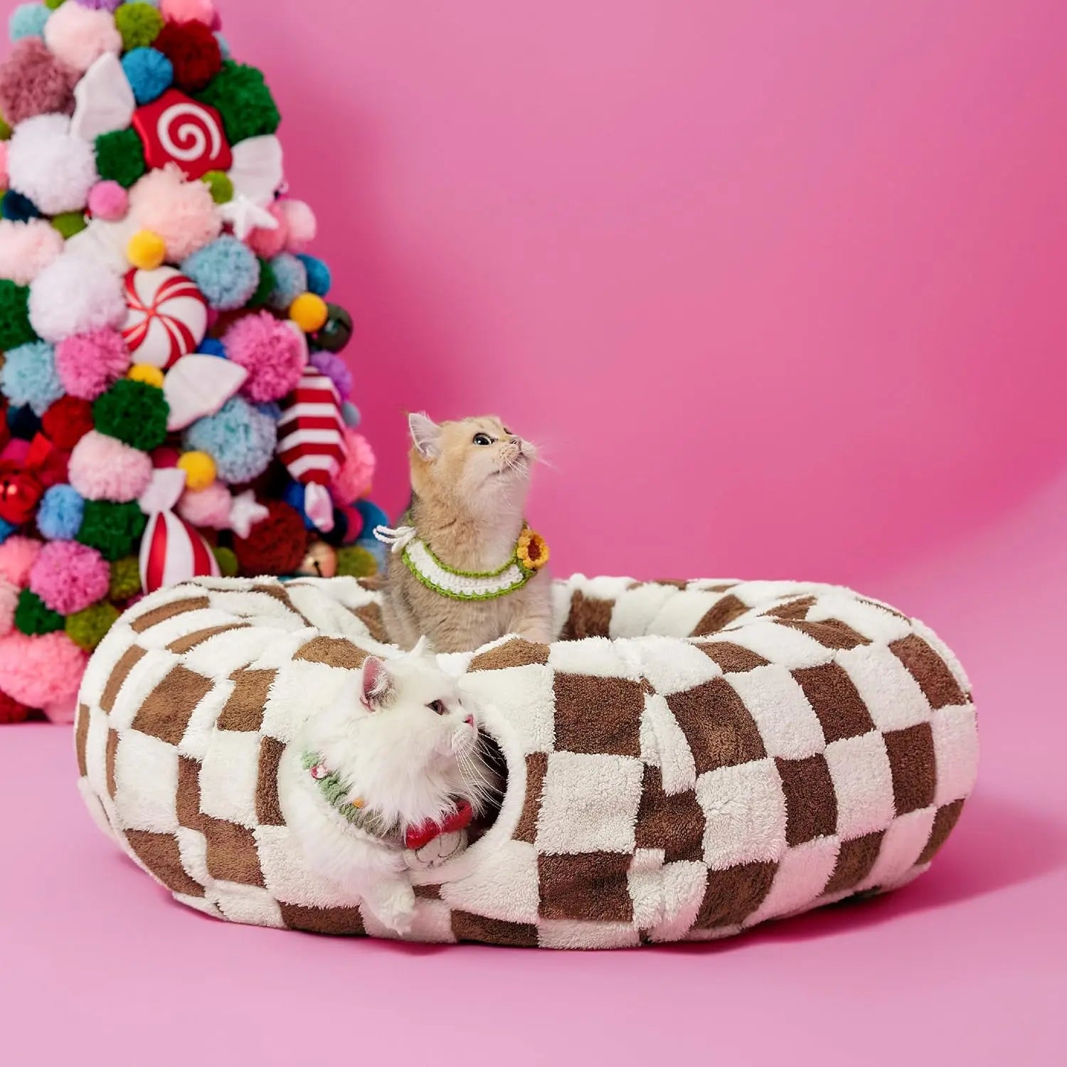 Cozy Cat Tunnel Bed for Indoor Cats – Soft & Cute Donut Tunnel with Washable Circle Cushion, 2-in-1 Pet Play Toy & Lounger